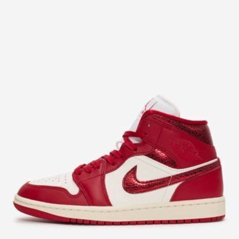 Air Jordan 1 Mid SE